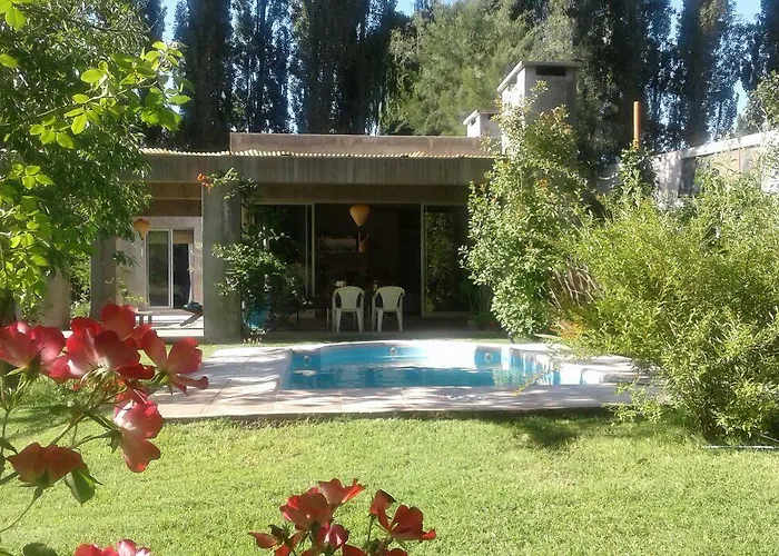 Casa Los Cerezos En Chacras De Coria